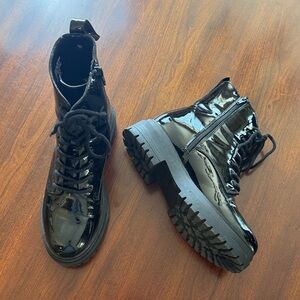 SO Kohl’s Y2K Chucky Edgy Patent leather Combat Boots